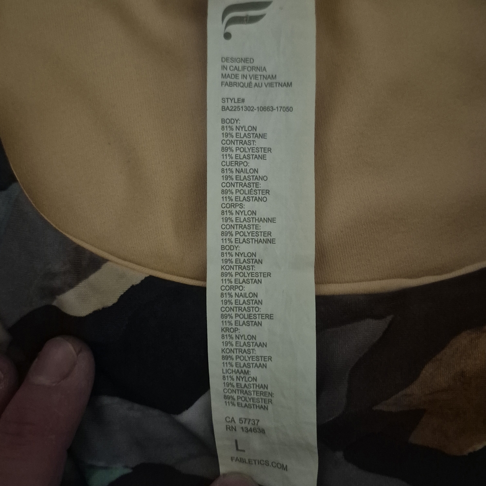 Fabletics Size Large Camouflage Patterned Sports … - image 5